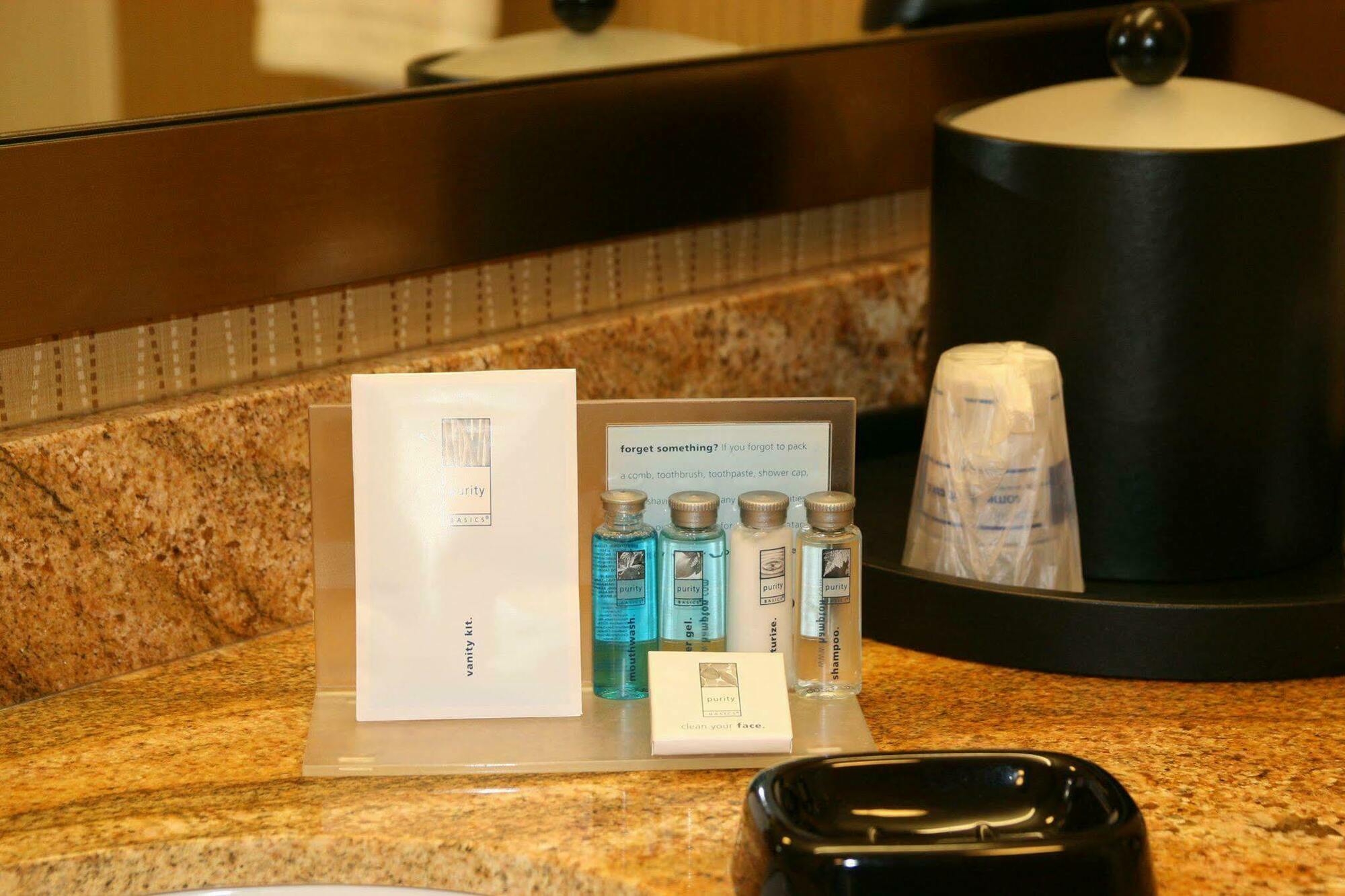 Hampton Inn Zanesville Kültér fotó